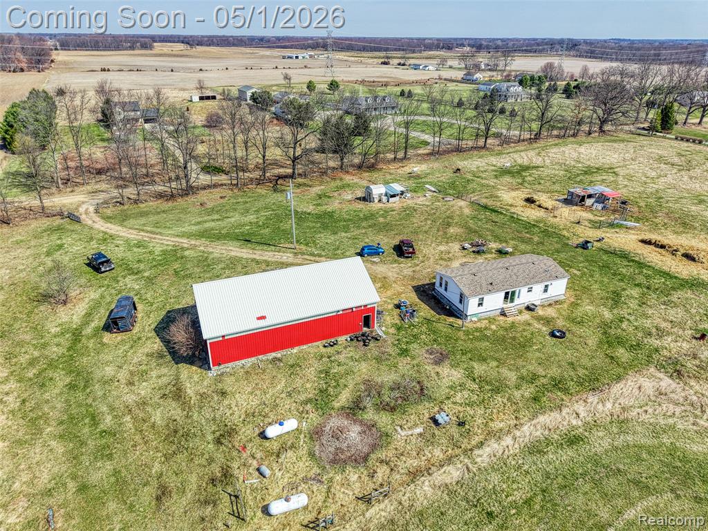 12459 Earl Road Stockbridge, MI 49285 - Photo 3 of 33