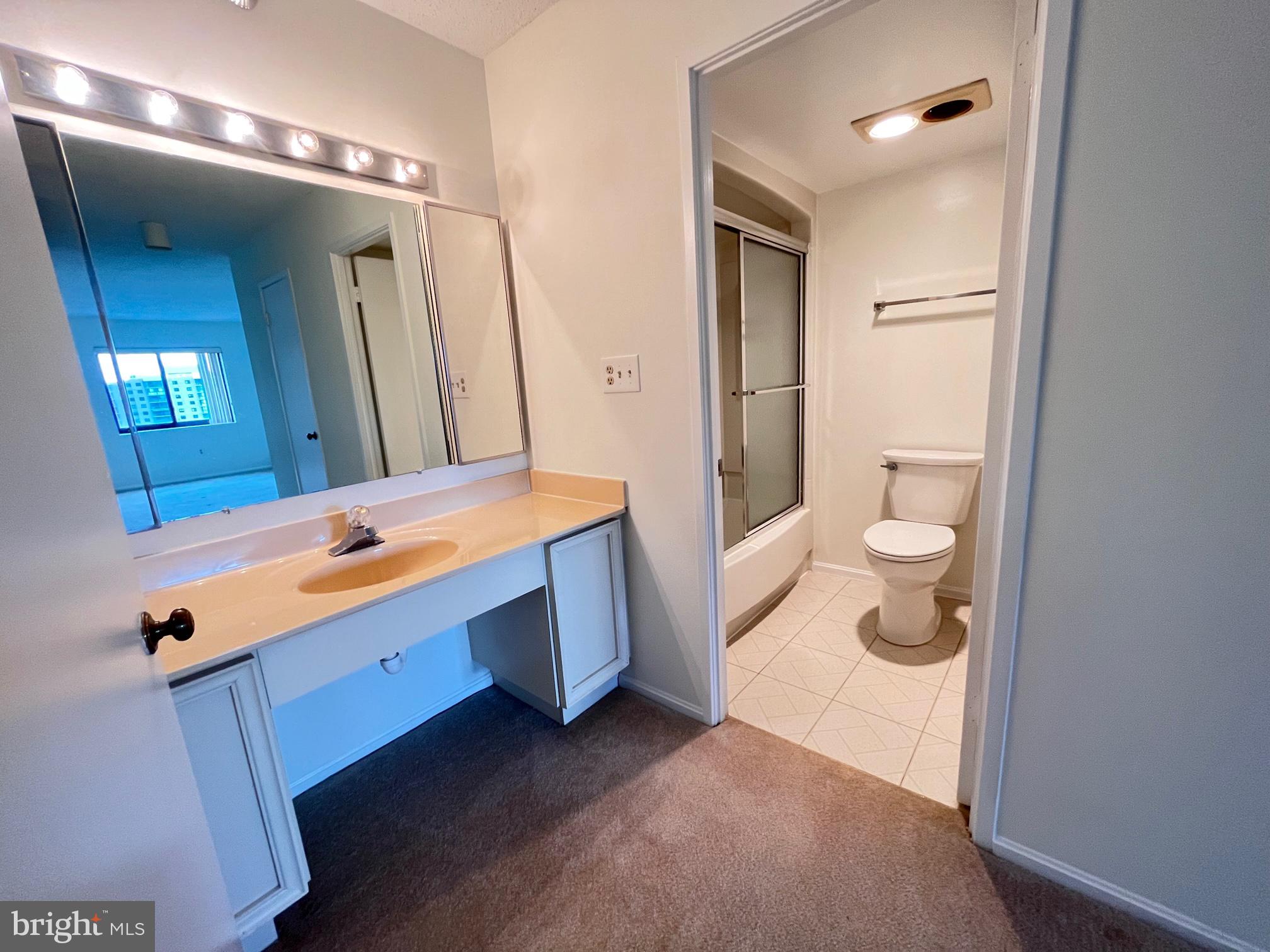 15100 Interlachen Drive, Unit 815 Silver Spring, MD 20906 - Photo 11 of 26 Vanity, dressing area
