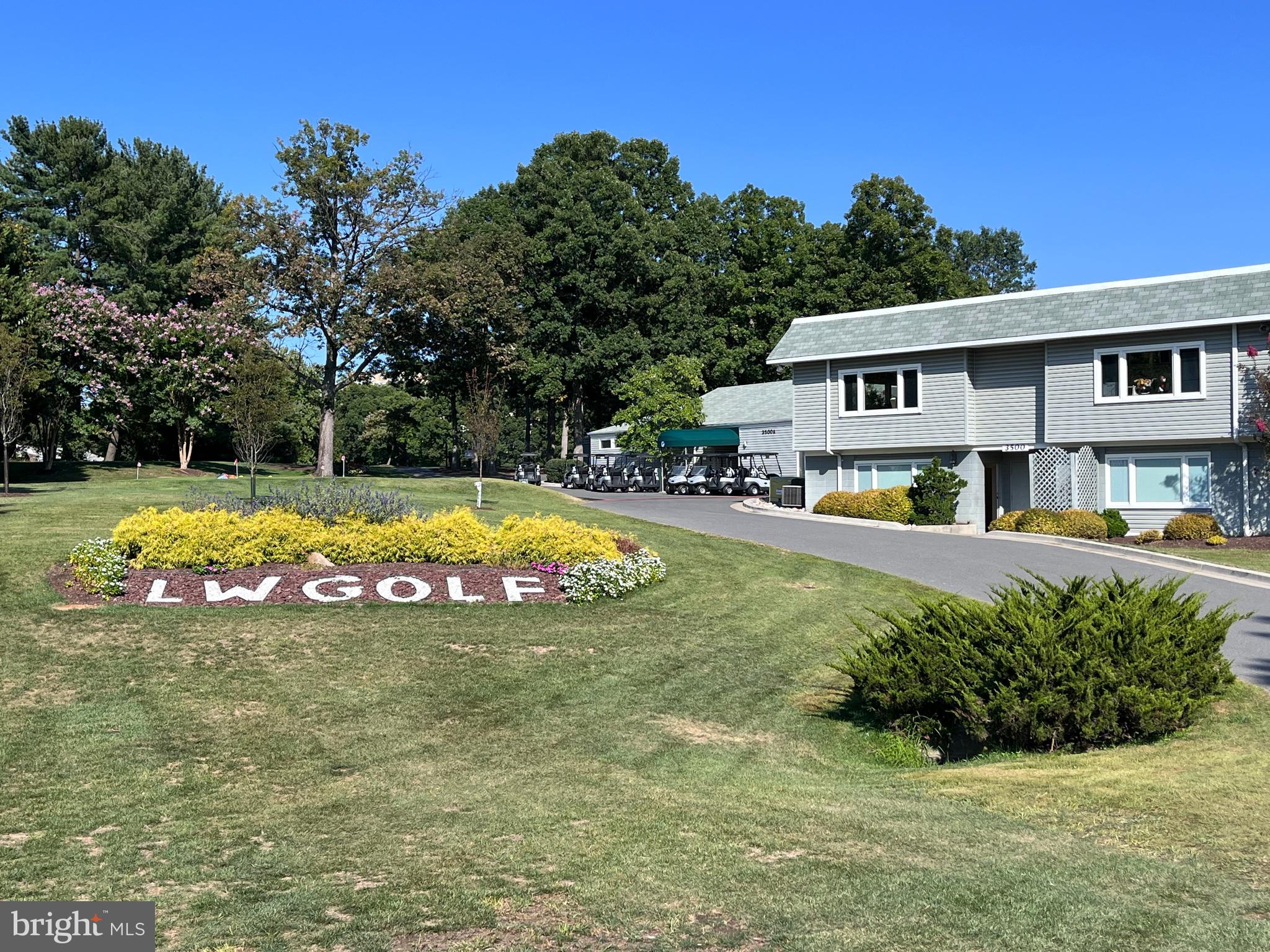 15100 Interlachen Drive, Unit 815 Silver Spring, MD 20906 - Photo 21 of 26 Golf course clubhouse