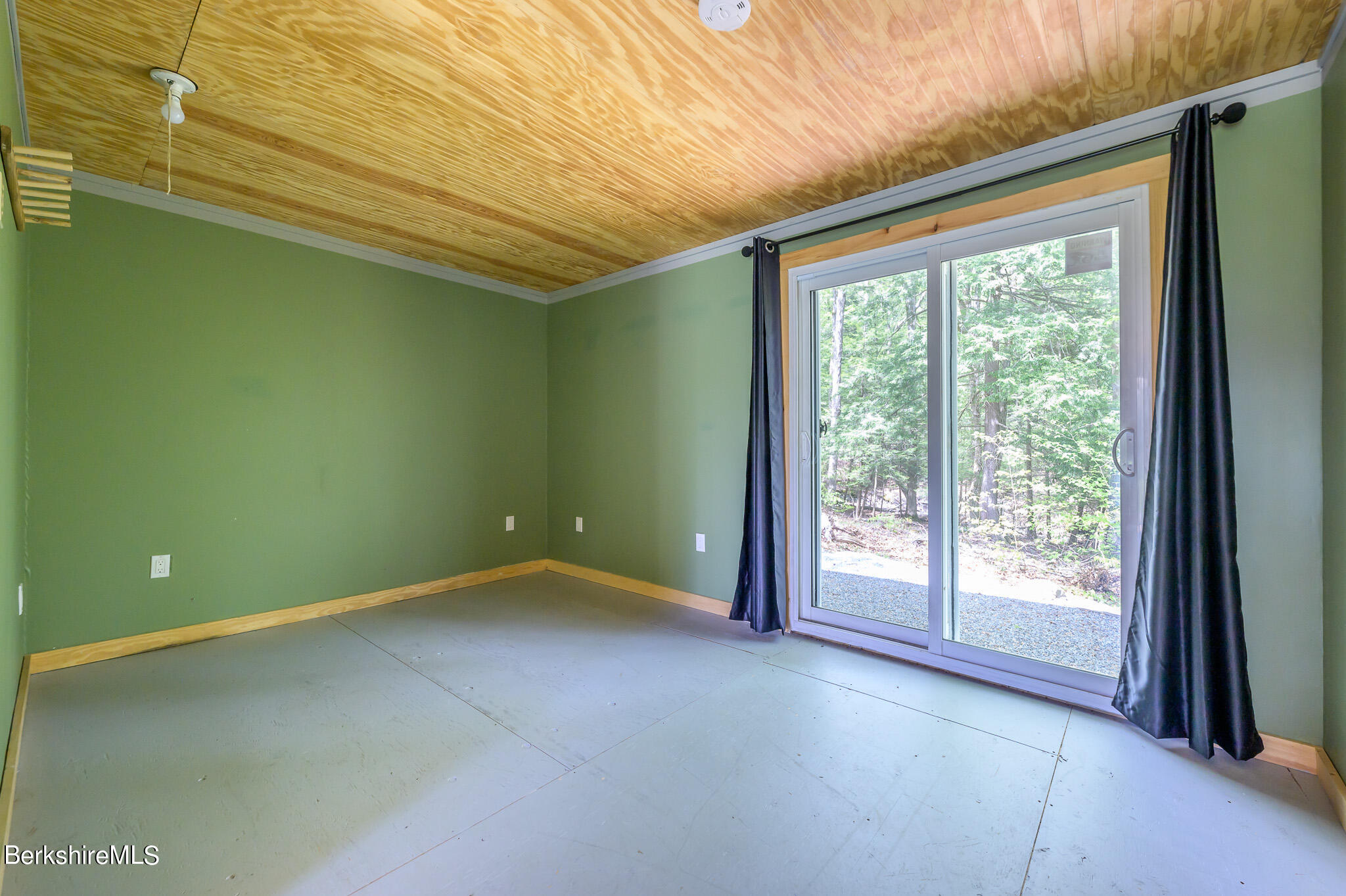 160 East Slope Road Richmond, MA 01201 - Photo 31 of 42 a view of an empty room with a window