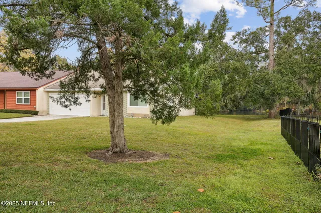 a view of a entryway door of the house