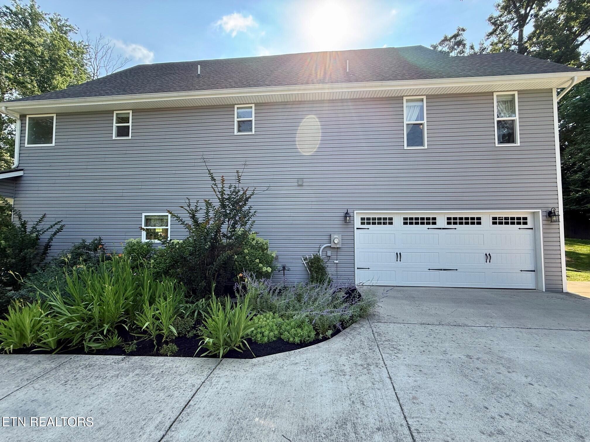 144 Wakefield Road Knoxville, TN 37922 - Photo 28 of 31 144 Wake Field 36