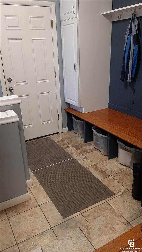 12863 Upton Road Bath, MI 48808 - Photo 20 of 27