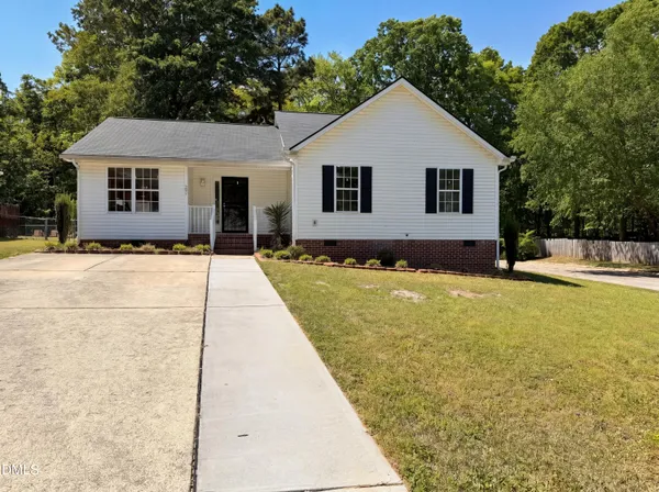 $300,000 | 301 Hocutt Drive, Clayton, NC 27520