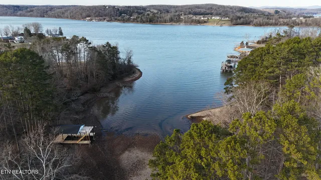 $989,000 | 114 Happy Ending Lane, Kingston, TN 37763