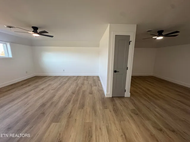 $989,000 | 114 Happy Ending Lane, Kingston, TN 37763