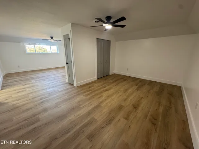 $989,000 | 114 Happy Ending Lane, Kingston, TN 37763