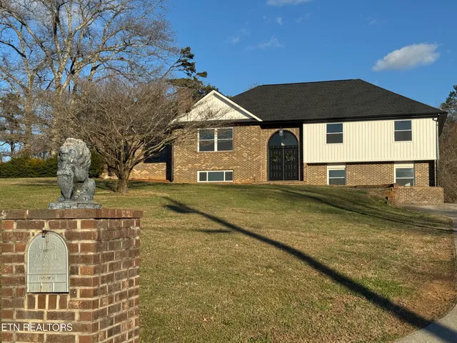 $989,000 | 114 Happy Ending Lane, Kingston, TN 37763