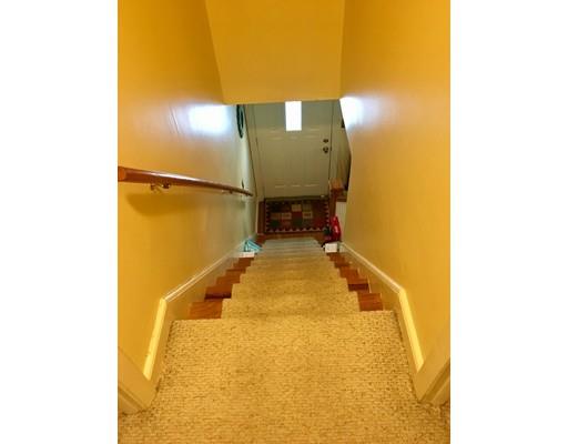 283 Abbott Street Springfield, MA 01118 - Photo 13 of 27
