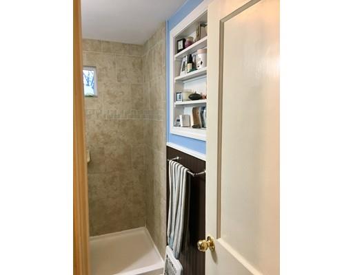 283 Abbott Street Springfield, MA 01118 - Photo 19 of 27