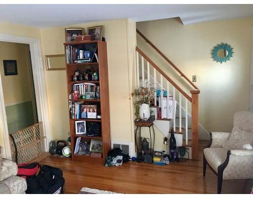 283 Abbott Street Springfield, MA 01118 - Photo 9 of 27