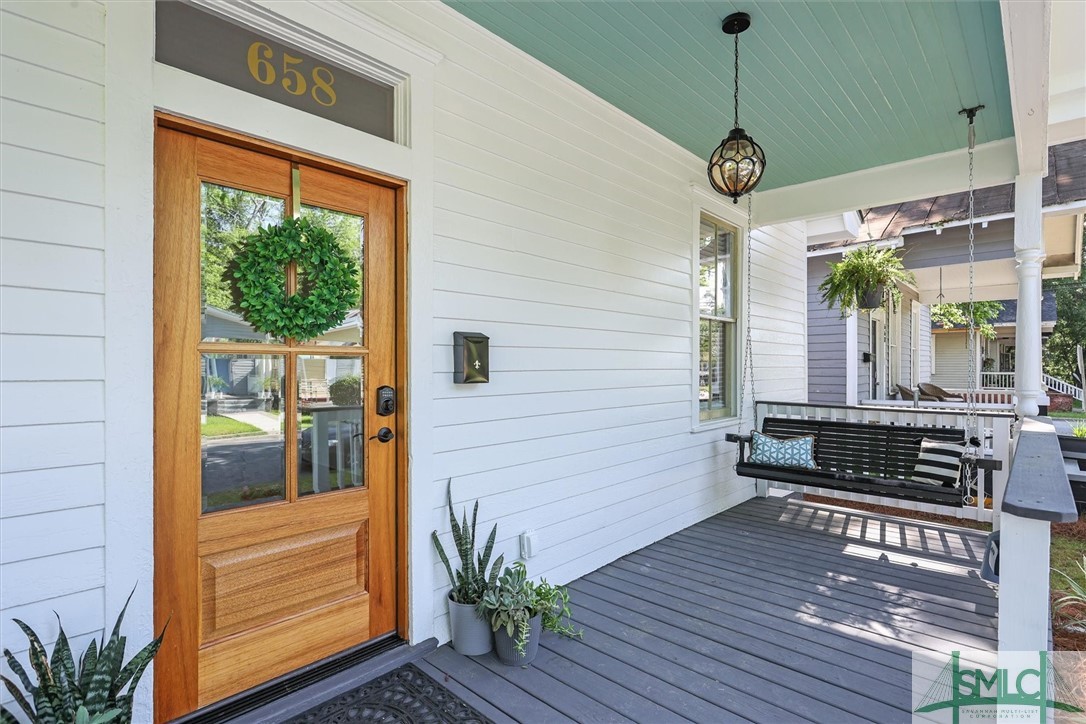 658 East 34th Street Savannah, GA 31401 - Photo 3 of 31