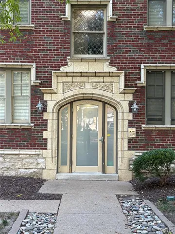 $1,425 | 4228 McPherson Avenue, Unit 113, St. Louis, MO 63108