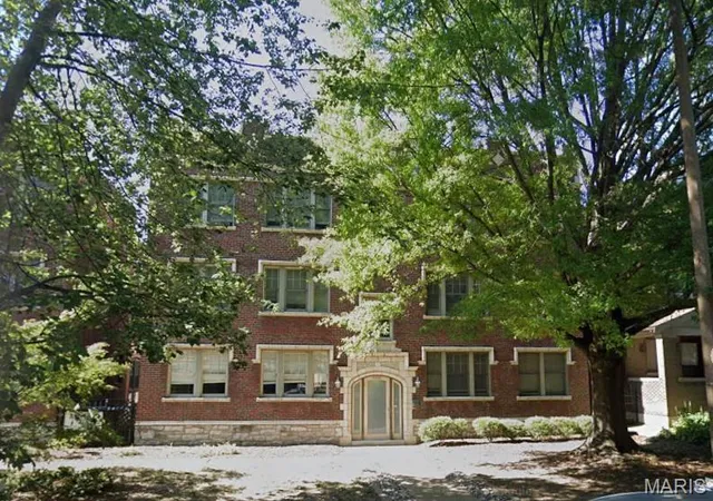 $1,425 | 4228 McPherson Avenue, Unit 113, St. Louis, MO 63108