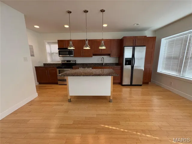 $1,425 | 4228 McPherson Avenue, Unit 113, St. Louis, MO 63108