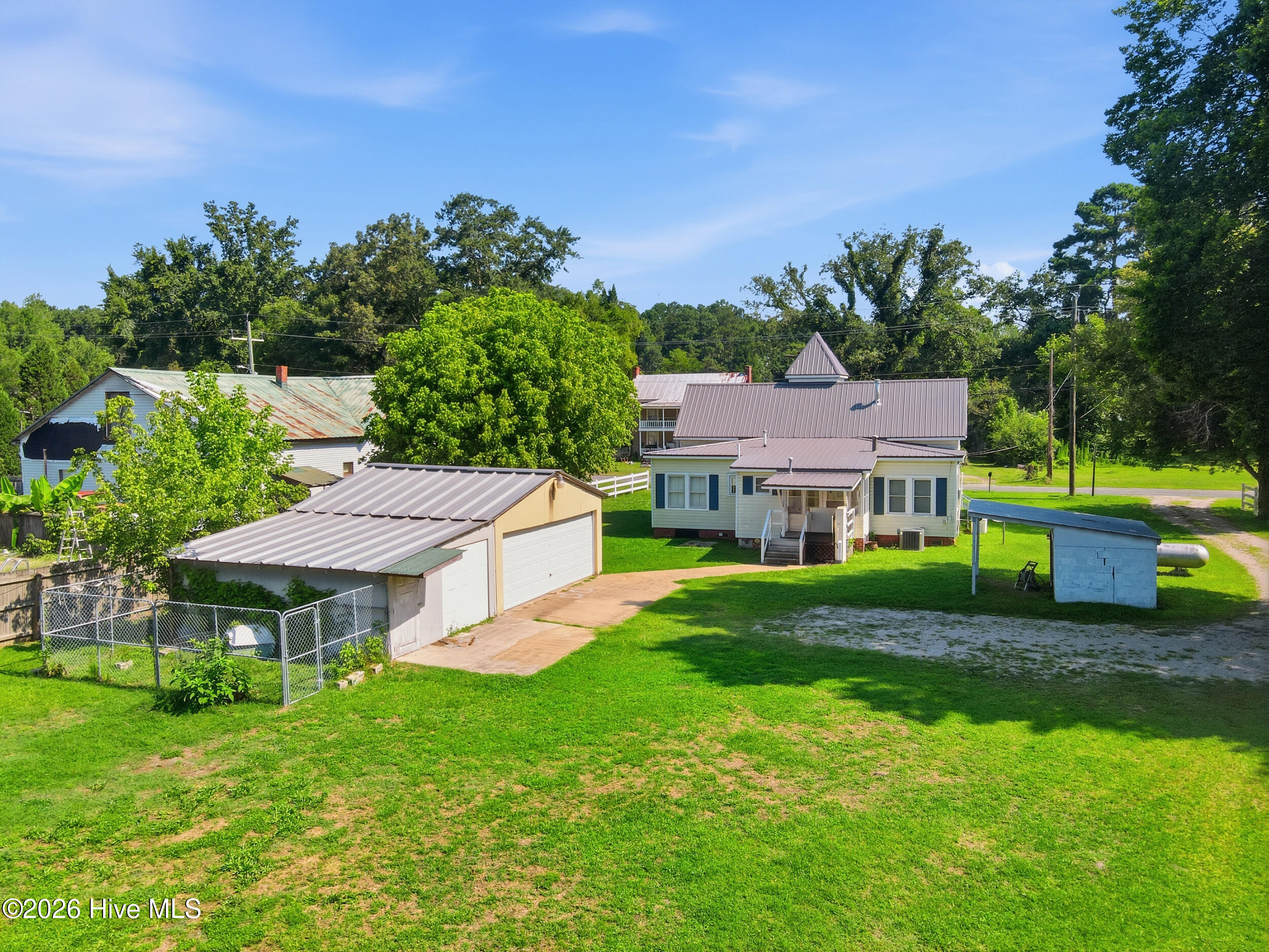 228 Main Street Edward, NC 27821 - Photo 5 of 44