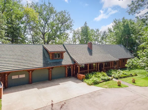 $699,000 | 2245 Cottonwood Lake Drive, Windom, MN 56101