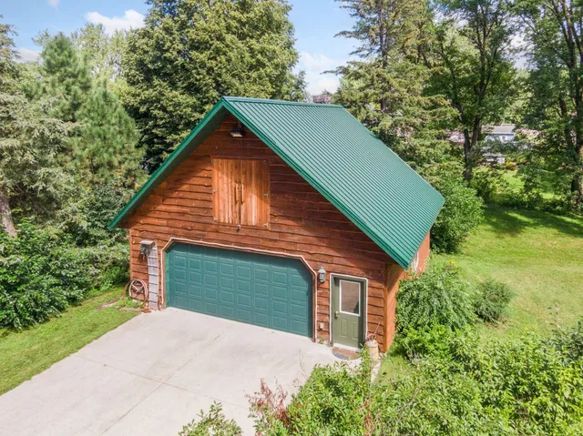 $699,000 | 2245 Cottonwood Lake Drive, Windom, MN 56101