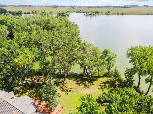 $699,000 | 2245 Cottonwood Lake Drive, Windom, MN 56101