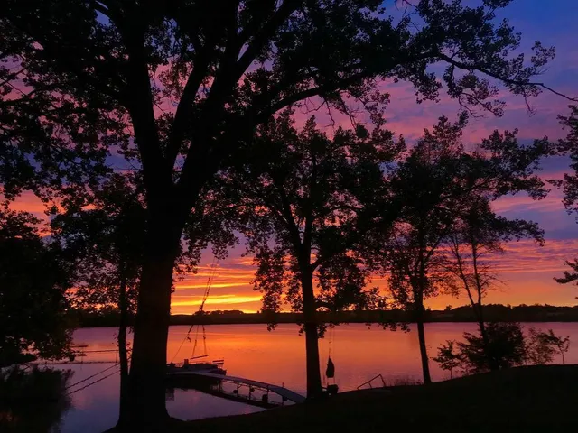 $699,000 | 2245 Cottonwood Lake Drive, Windom, MN 56101