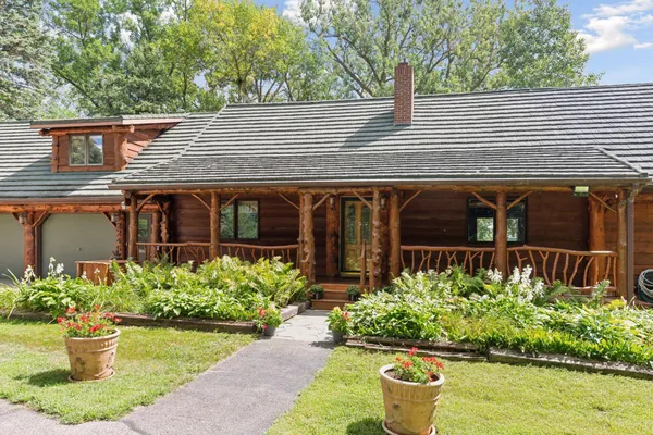 $699,000 | 2245 Cottonwood Lake Drive, Windom, MN 56101