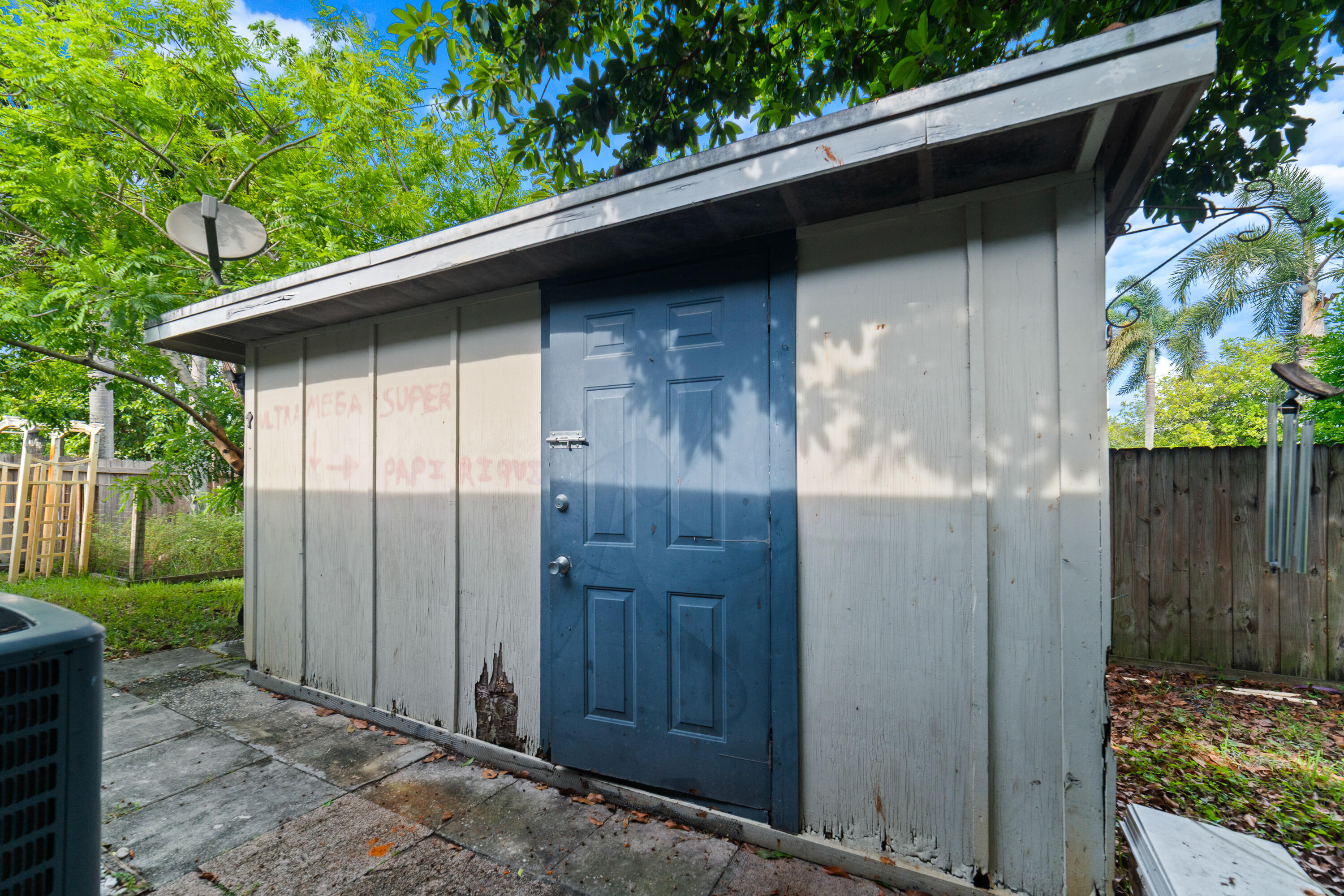 110 West Mango Road Lake Worth, FL 33467 - Photo 29 of 35 DSC03534