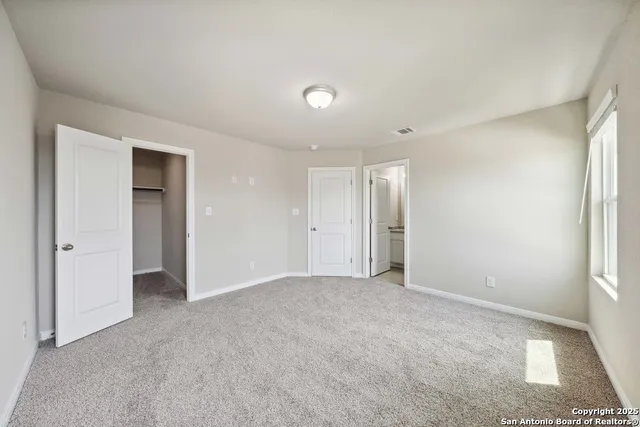 $1,577 | 8030 Dial Ike Drive, Unit 11202, San Antonio, TX 78218