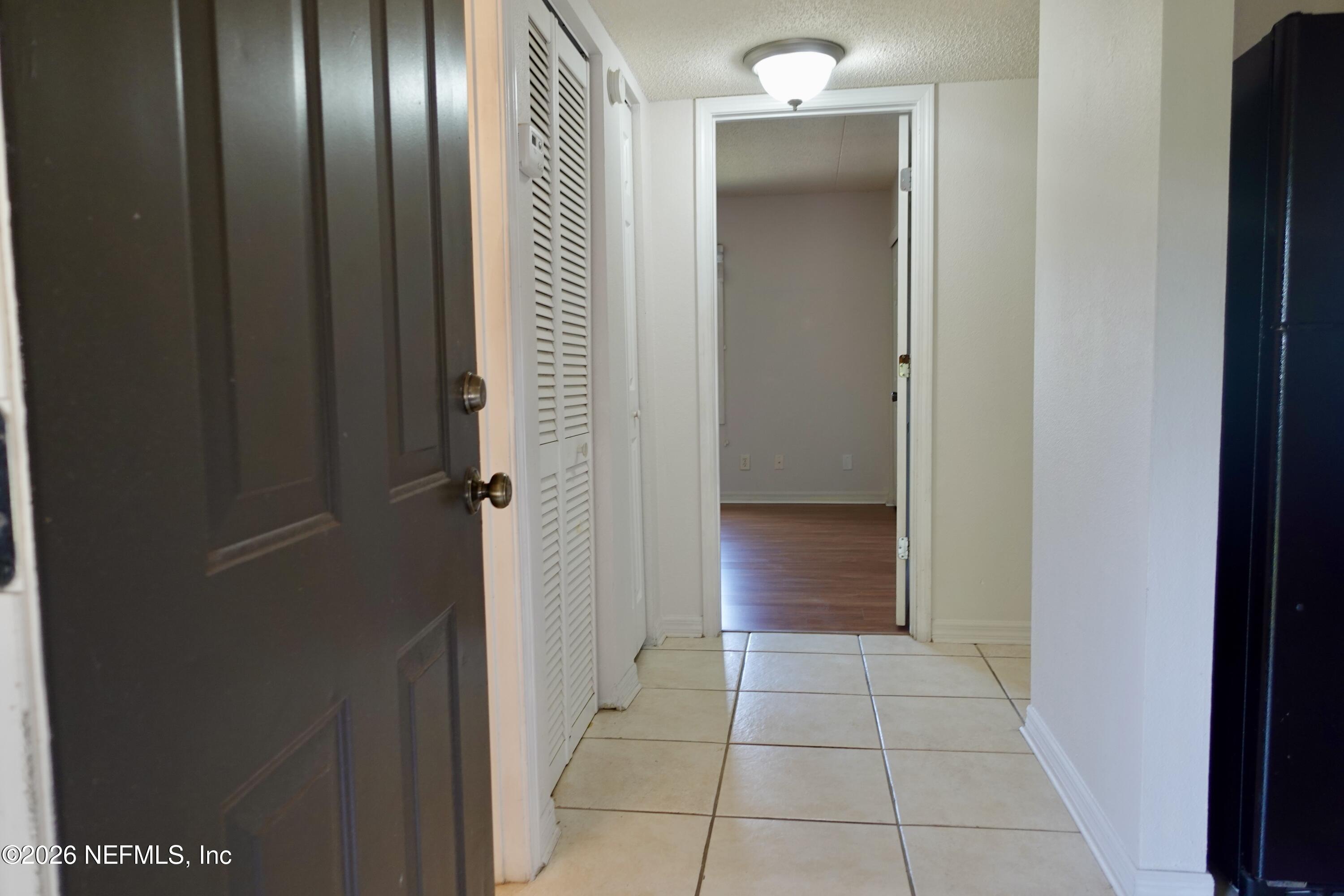 355 Monument Road, Unit 20 D2 Jacksonville, FL 32225 - Photo 2 of 14 Hallway