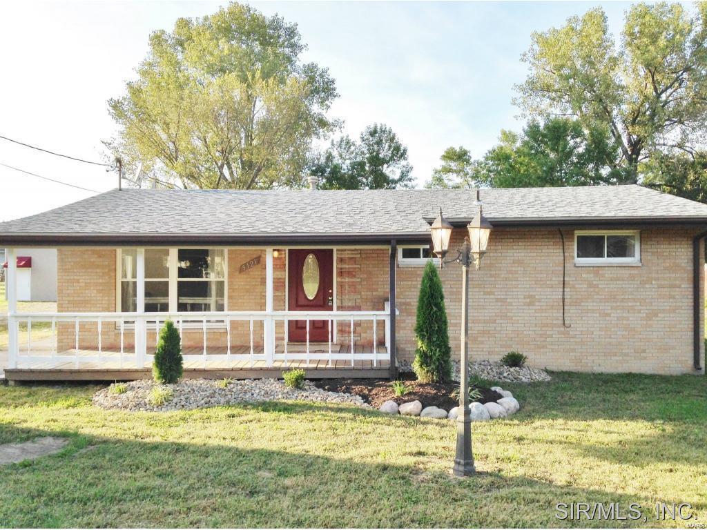 5121 Old Alton Road Granite City, IL 62040 - Photo 1 of 21 Gallery Image 1