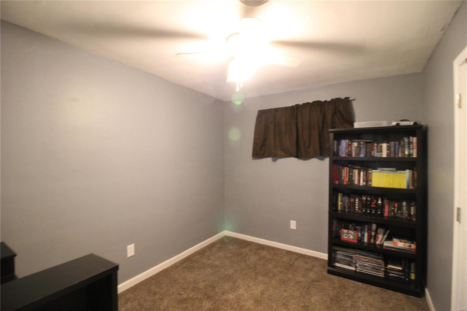 5121 Old Alton Road Granite City, IL 62040 - Photo 11 of 21 Gallery Image 11