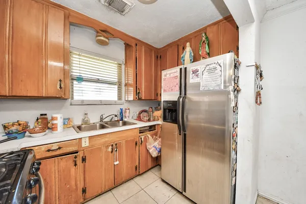 $214,000 | 415 Halkies Road, South Houston, TX 77587