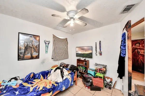 $214,000 | 415 Halkies Road, South Houston, TX 77587