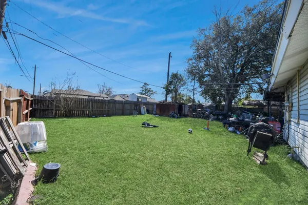 $214,000 | 415 Halkies Road, South Houston, TX 77587