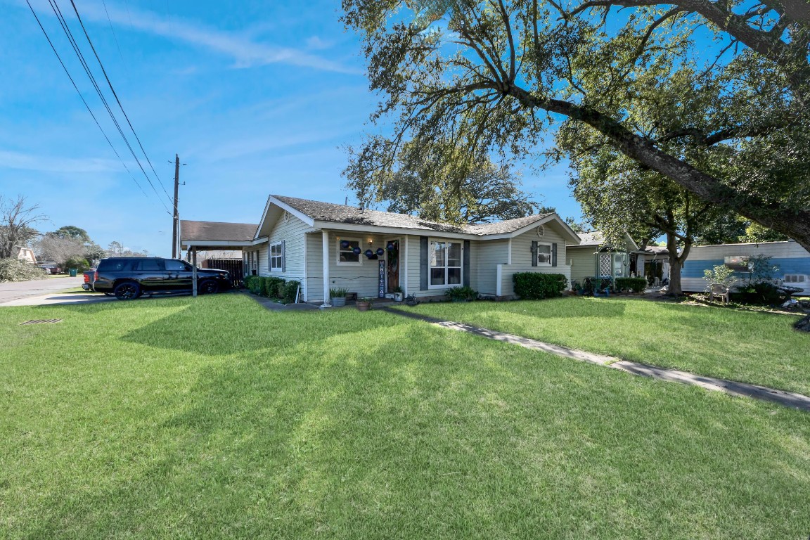 415 Halkies Road South Houston, TX 77587 - Photo 6 of 38