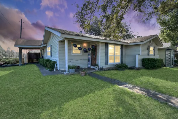 $214,000 | 415 Halkies Road, South Houston, TX 77587
