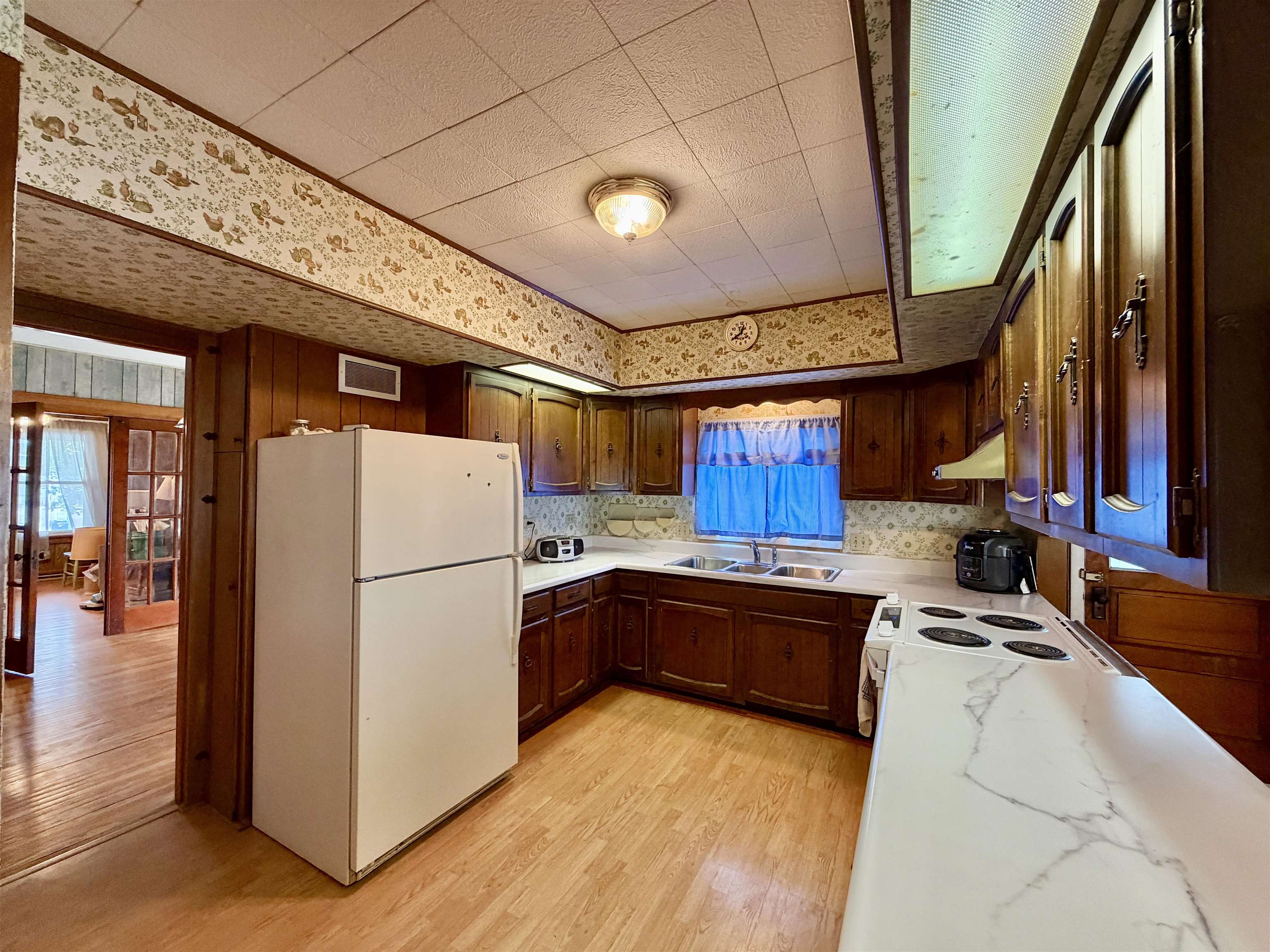 109 East Rapp Street Mount Carroll, IL 61053 - Photo 11 of 32 Gallery Image 11