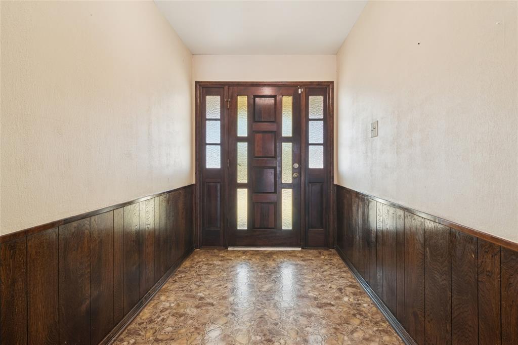 941 Maple Street Howe, TX 75459 - Photo 4 of 37 a view of entryway