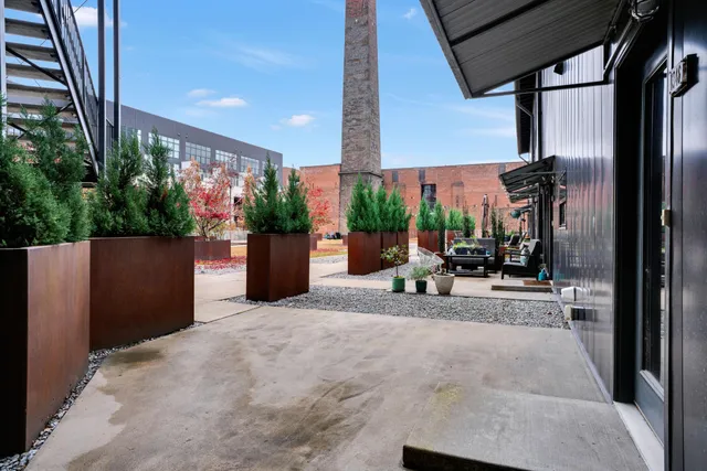 $815,000 | 1348 Rosa L Parks Boulevard, Nashville, TN 37208