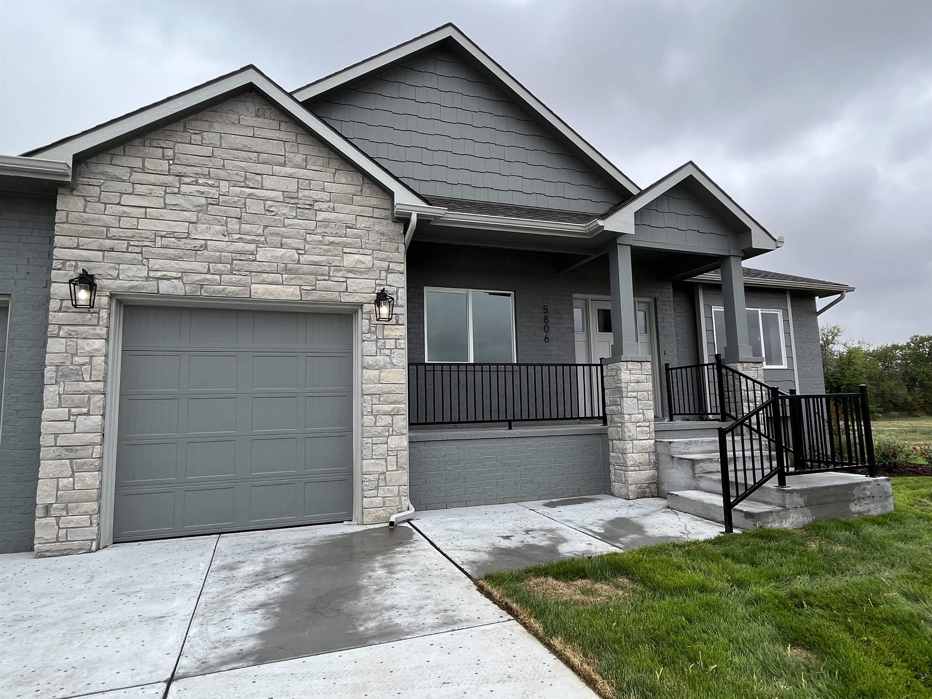 5806 North Edwards Street Wichita, KS 67204 - Photo 3 of 28