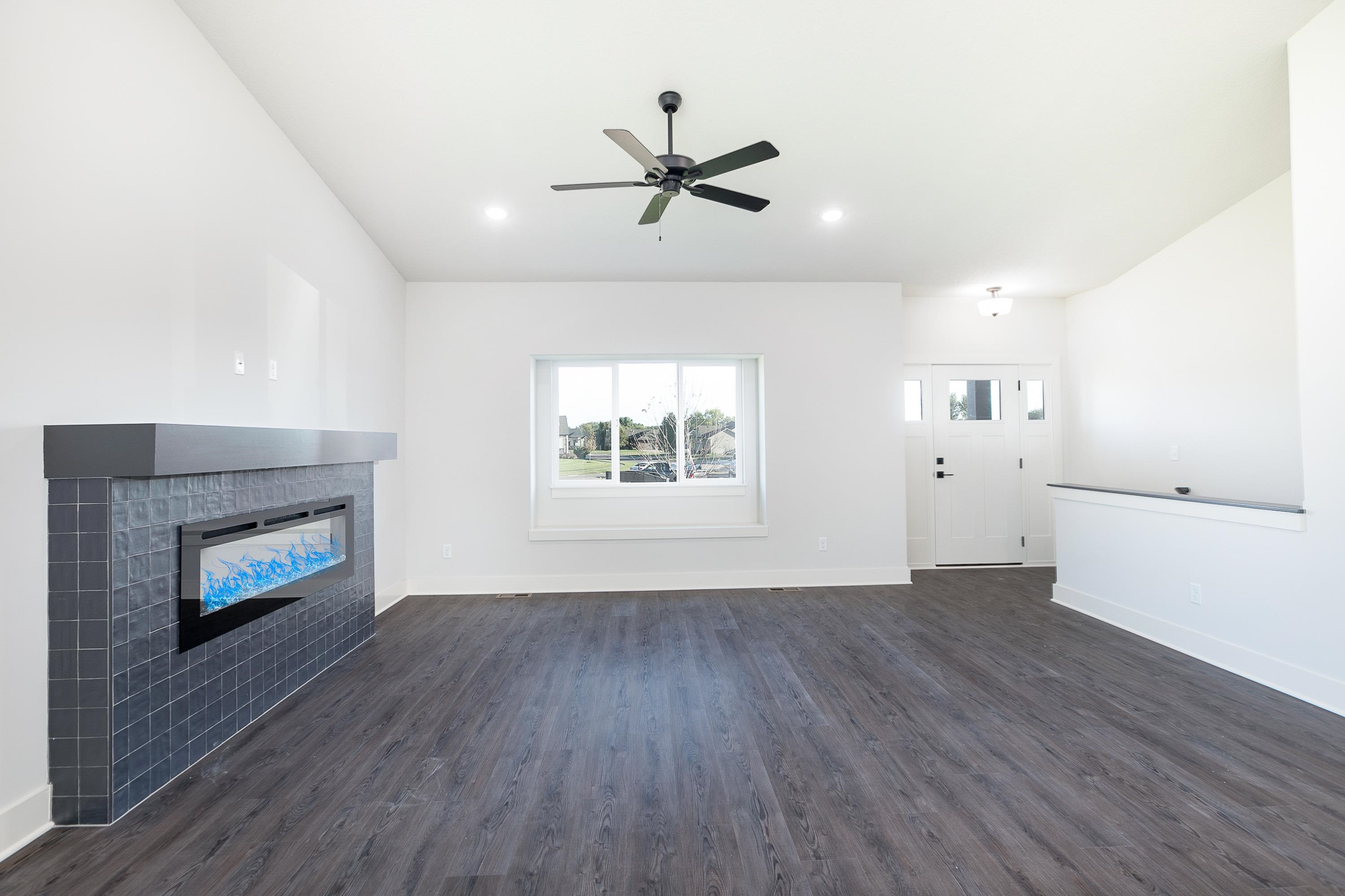 5806 North Edwards Street Wichita, KS 67204 - Photo 4 of 28