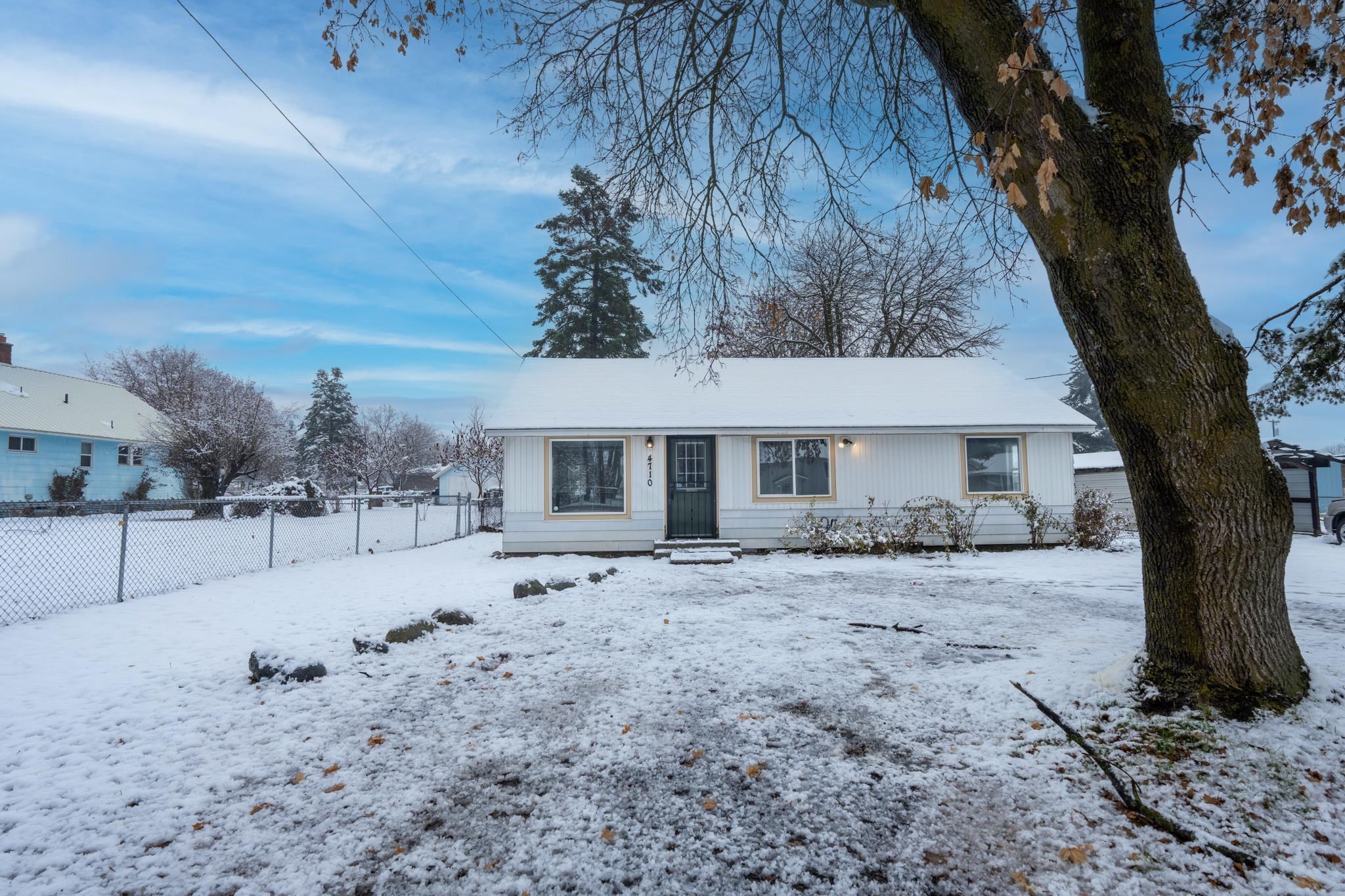 4710 North Evergreen Road Spokane Valley, WA 99216 - Photo 2 of 25 Gallery Image 2