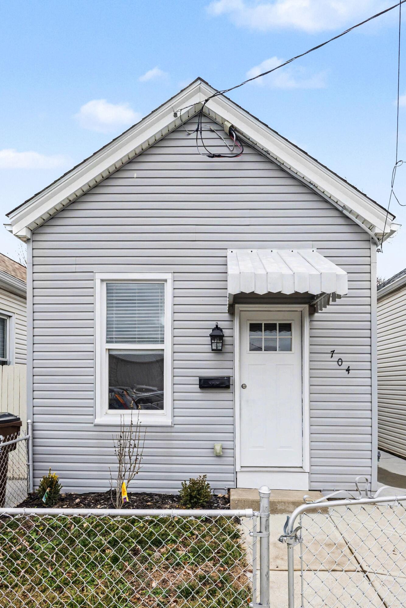 704 West 35th Street Covington, KY 41015 - Photo 1 of 13