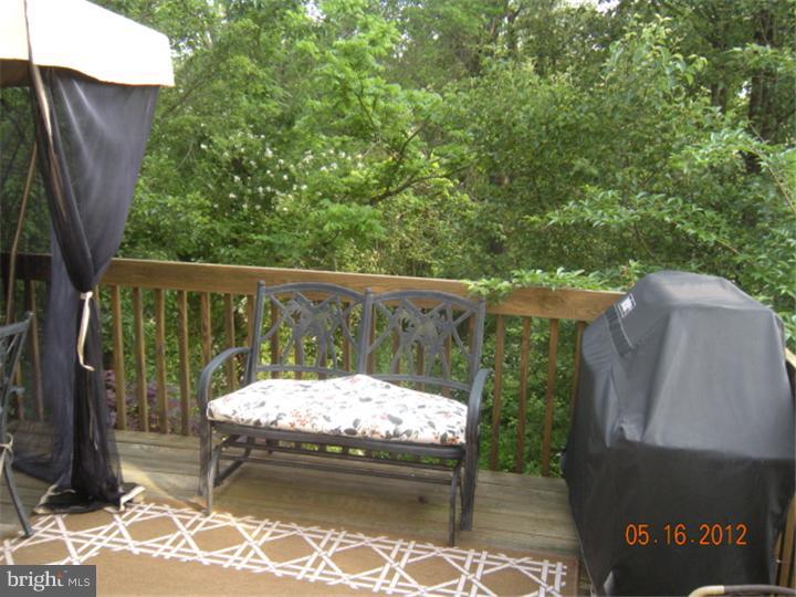 15 Windingbrook Road Bordentown, NJ 08505 - Photo 22 of 25 Deck