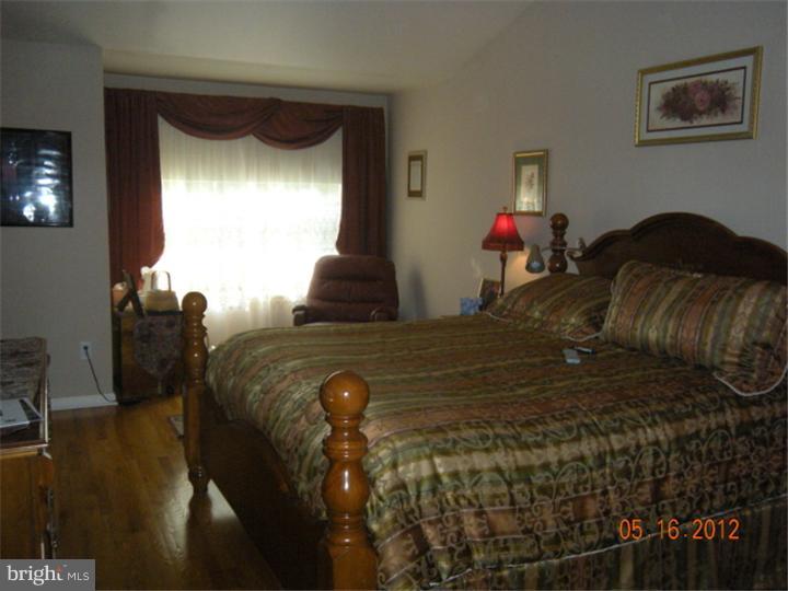 15 Windingbrook Road Bordentown, NJ 08505 - Photo 7 of 25 Master Bedroom