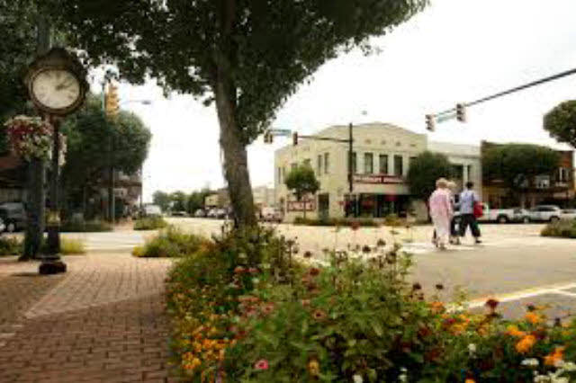 147 Hawthorne Circle Fairhope, AL 36532 - Photo 37 of 38 Downtown Fairhope