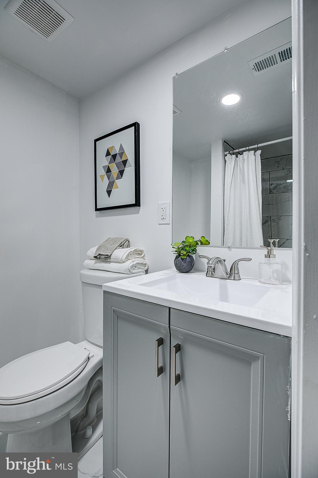 5477 Bucknell Road Baltimore, MD 21206 - Photo 35 of 38 Gallery Image 35