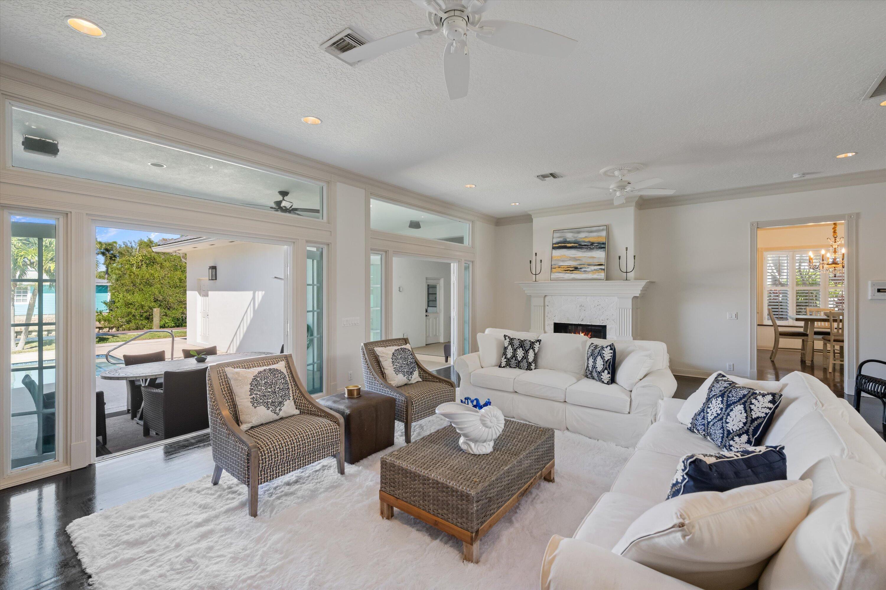 401 Center Street Jupiter, FL 33458 - Photo 3 of 48 401 Center Street, Jupiter, FL (1)