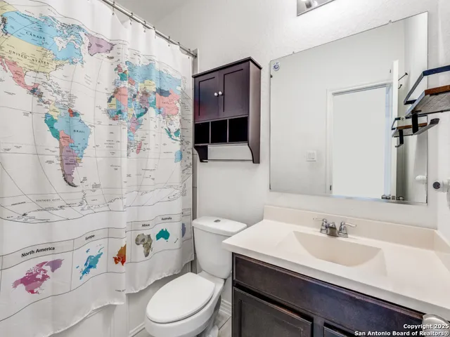 $2,400 | 226 Fernwood Drive, Cibolo, TX 78108