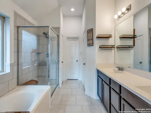 $2,400 | 226 Fernwood Drive, Cibolo, TX 78108