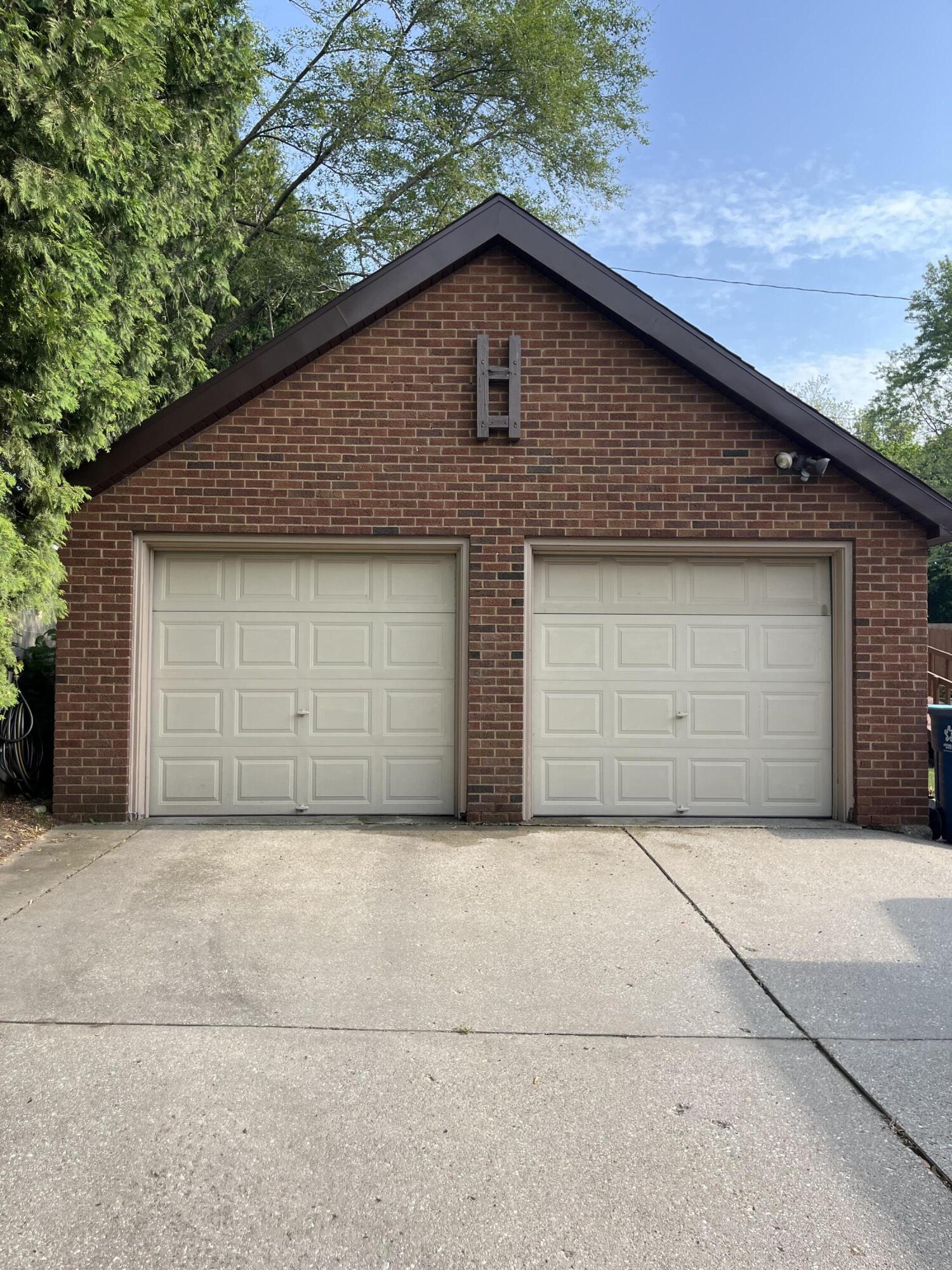 261 West Main Street Hart, MI 49420 - Photo 6 of 40 IMG_8802